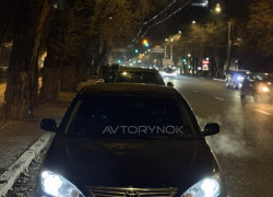 Toyota Camry 2005 года