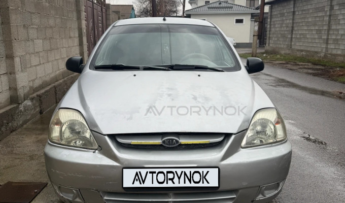 Kia Rio 2003 года