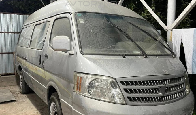 Toyota Hiace 2008 года