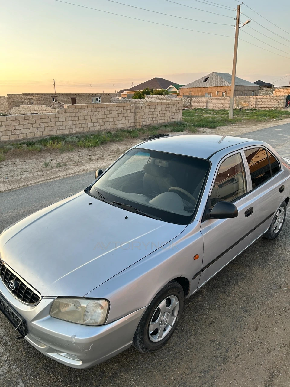 Hyundai Accent, 2004