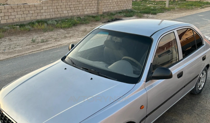 Hyundai Accent 2004 года