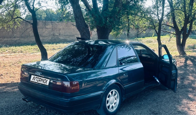 Audi 100 1991 года
