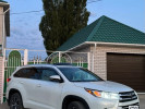 Toyota Highlander 2017 года
