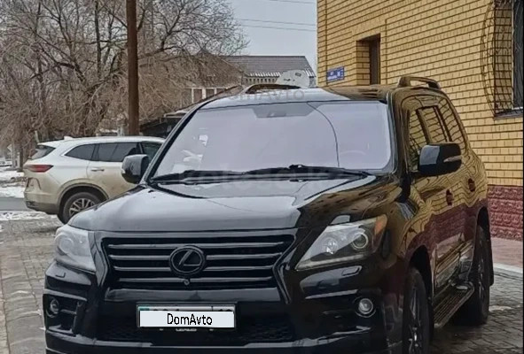 Lexus LX 2012 года