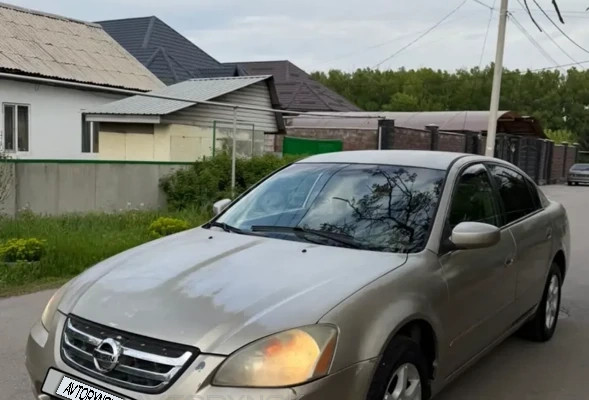 Nissan Altima 2005 года