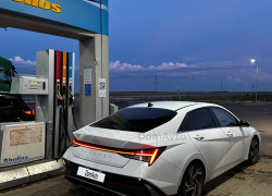 Hyundai Elantra 2024 года