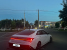 Hyundai Elantra 2024 года