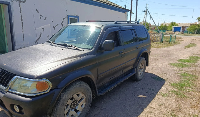 Mitsubishi Montero Sport 2001 года