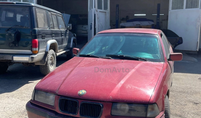 BMW 3 серия 1991 года