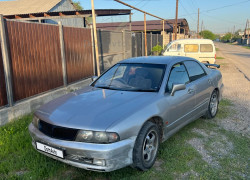 Mitsubishi Diamante 1997 года