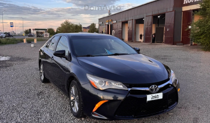 Toyota Camry 2017 года