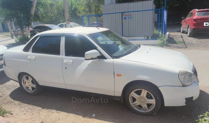 ВАЗ (Lada) Priora 2012 года