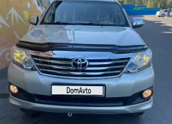 Toyota Fortuner 2005 года