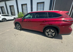 Toyota Highlander 2023 года