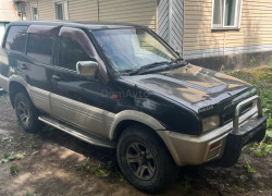 Nissan Mistral 1996 года