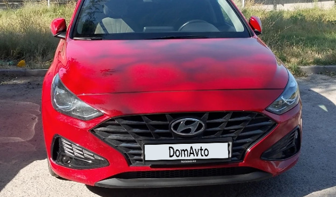 Hyundai i30 2022 года