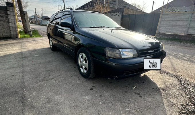 Toyota Caldina 1993 года
