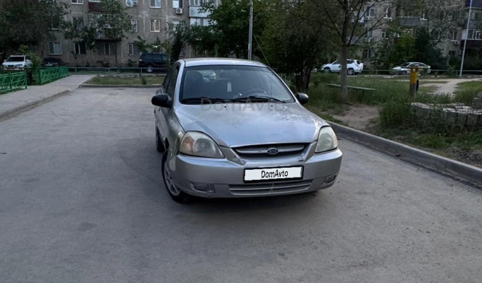 Kia Rio 2002 года