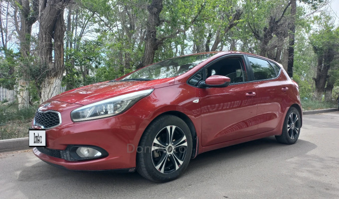 Kia Cee'd 2014 года