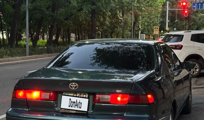 Toyota Camry 1996 года