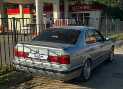 BMW 5 серия 1990 года