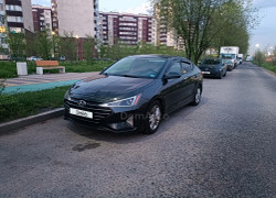 Hyundai Elantra 2020 года