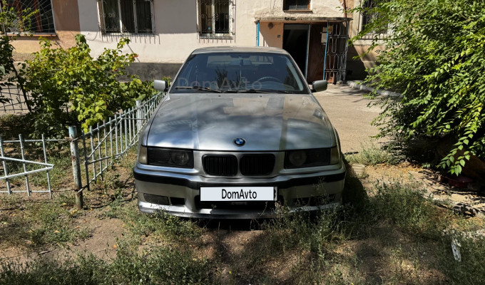 BMW 3 серия 1991 года