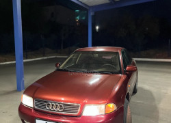 Audi A4 1995 года