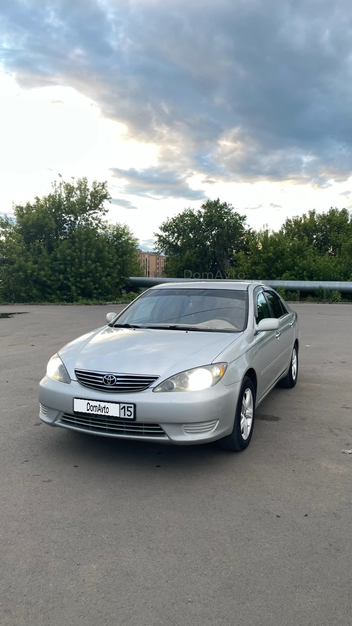 Toyota Camry, 2005