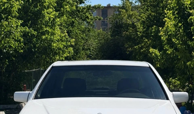Mercedes-Benz S-Класс 1997 года