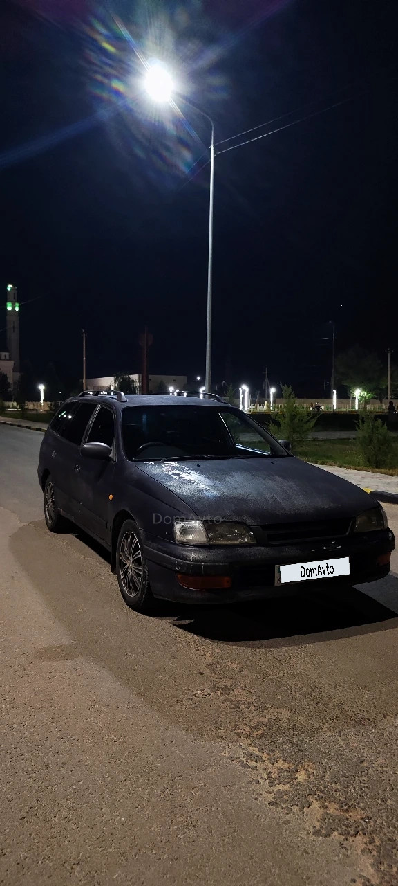 Toyota Caldina, 1996