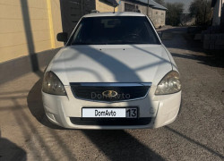 ВАЗ (Lada) Priora 2013 года