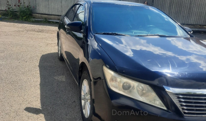 Toyota Camry 2013 года
