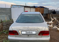Mercedes-Benz E-Класс 1998 года