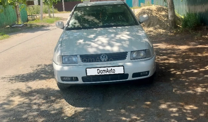 Volkswagen Polo 1999 года