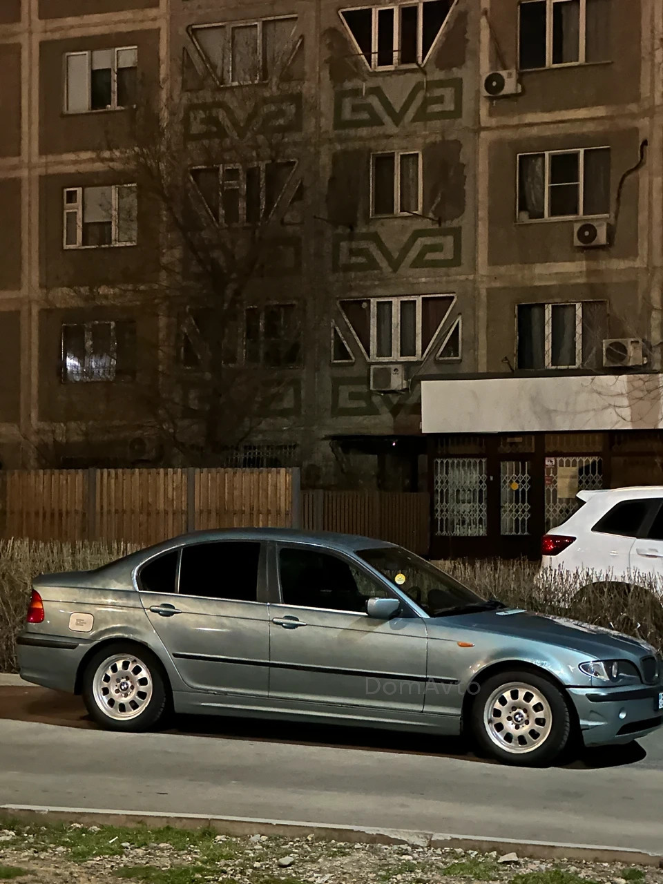 BMW 3 Series, 2003