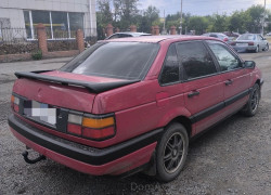 Volkswagen Passat 1990 года
