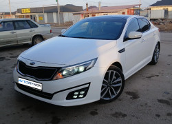 Kia K5 2013 года