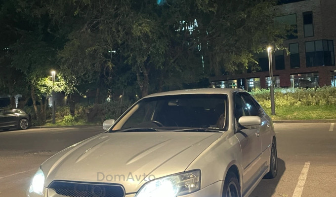 Subaru Legacy 2005 года