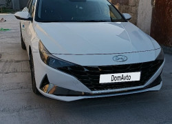 Hyundai Elantra 2021 года