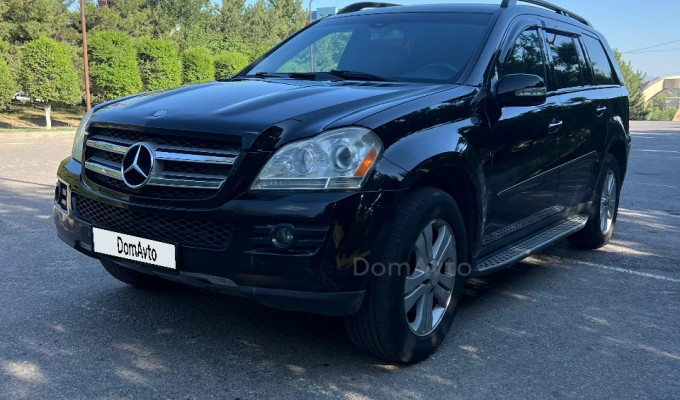 Mercedes-Benz GL-Класс 2008 года