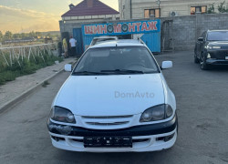 Toyota Avensis 1998 года