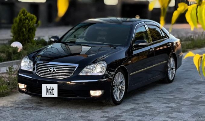 Toyota Crown Majesta 2008 года