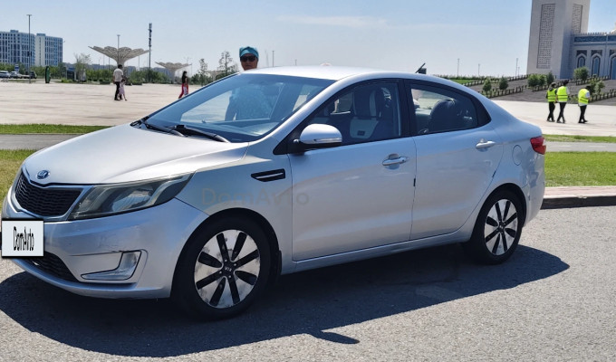 Kia Rio 2014 года
