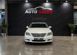 Lexus LS 2011 года