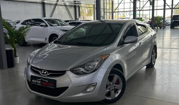 Hyundai Elantra 2014 года