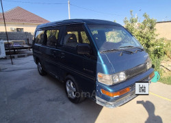 Mitsubishi Delica 1995 года