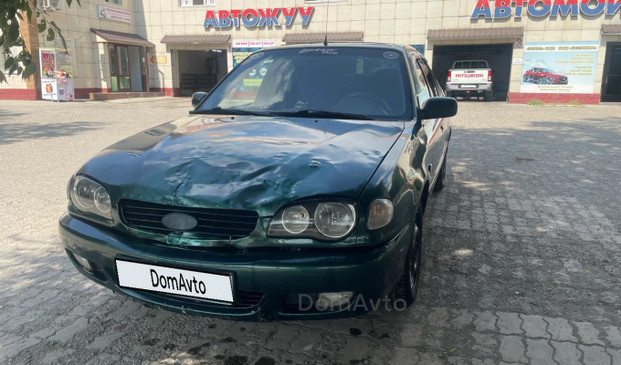 Toyota Corolla 2000 года
