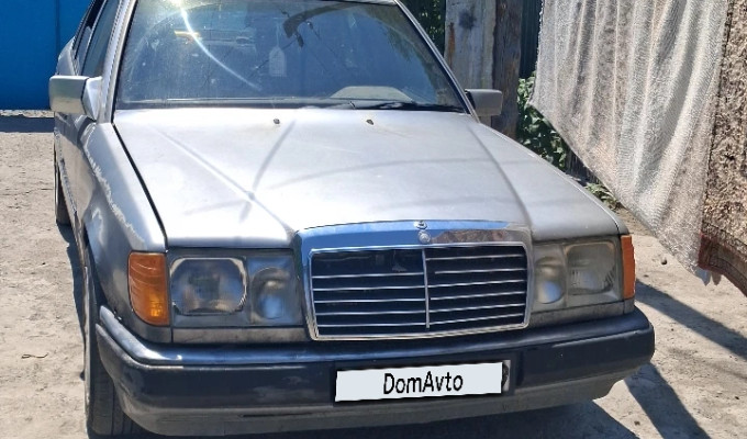 Mercedes-Benz E-Класс 1991 года