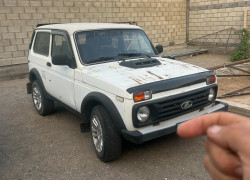 ВАЗ (Lada) 2121 (4x4) 1995 года